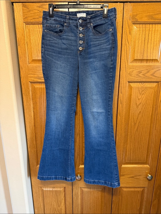 sofia by sofia vergara Denim - sofia by sofia vergara Dark Blue Flare Button-Fly Jeans-Size 10 Short.